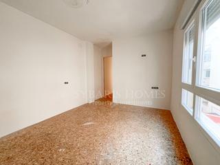 Apartament  N/a. Apartamento reformado 4 dormitorios en pleno centro de denia