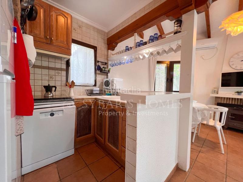 Foto cead4a15-787c-4752-8020-40acb3ac3d94. Chalet  independiente 2 dorm a 300m de la playa en Dénia
