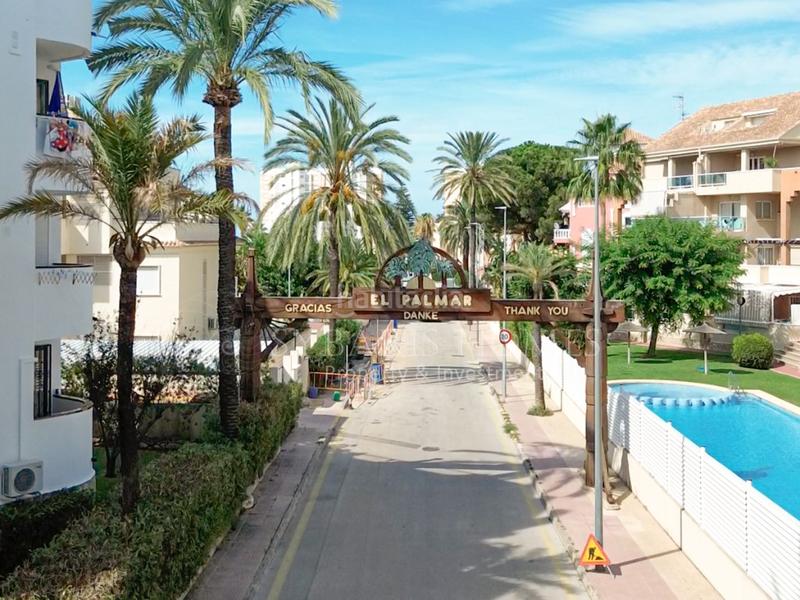 Foto 821cf8e4-dbcb-429e-8ca4-8525c6e7d701. Casa adosada duplex en venta en las marinas 3 dormitorios a 200m de la playa en Dénia