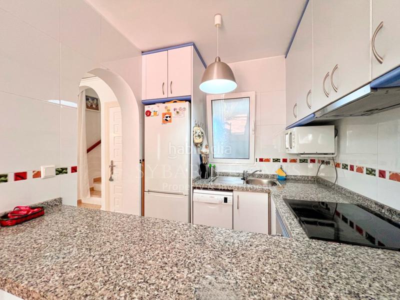 Foto 00f881f6-bff4-4d22-9b0e-2ab5f2a59016. Semi detached house with parking pool in El Palmar - Los Molinos Dénia