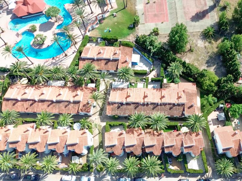 Foto f0921f19-5f3a-4ca3-a4f6-3d9f978b0954. Semi detached house with parking pool in El Palmar - Los Molinos Dénia