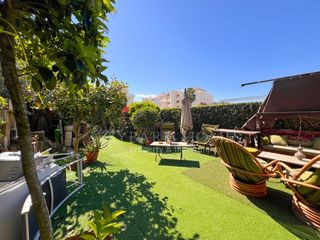 Casa  Calle mar caspia. Bungalow en primera linea con jardin privado