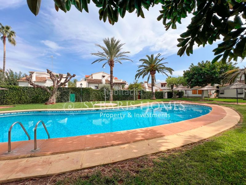 Foto f6681a2c-6c59-4306-88d4-e2062520ac3d. Casa amb aparcament piscina a El Palmar - Los Molinos Dénia