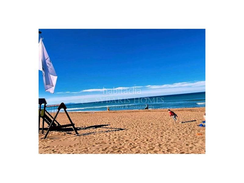 Foto 0a0ab02e-660f-414b-8b40-8df50dd95d9e. Penthouse with parking pool in Centro Urbano Dénia