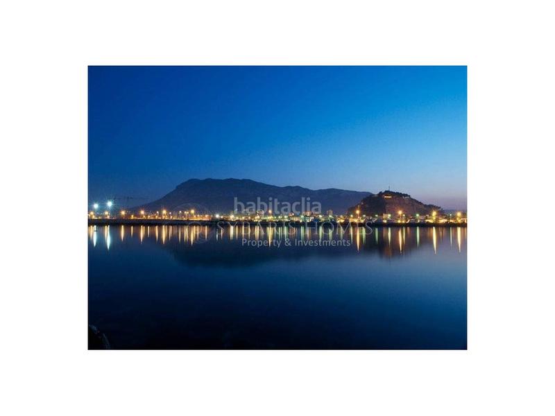 Foto c0ffc11f-e8fe-49f1-bc56-b00ab55caf1c. Penthouse with parking pool in Centro Urbano Dénia