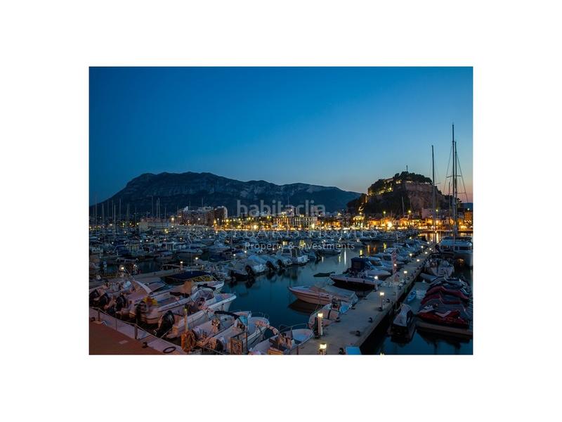 Foto fb0446f2-b04b-4d6d-b162-325c0a12097f. Penthouse with parking pool in Centro Urbano Dénia