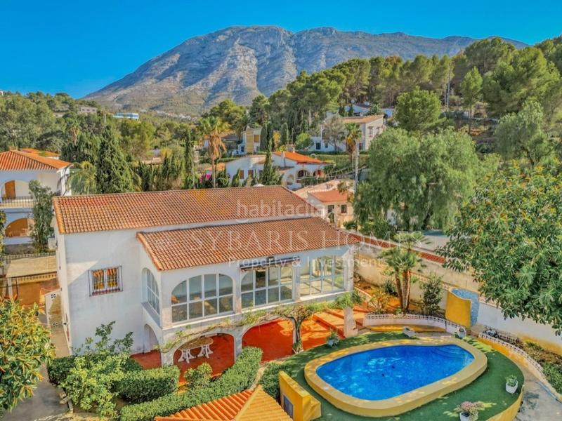 Foto 1d3cd345-b9d0-487f-8f90-f2f67c4d116b. Xalet amb aparcament a Las Rotas / Les Rotes Dénia