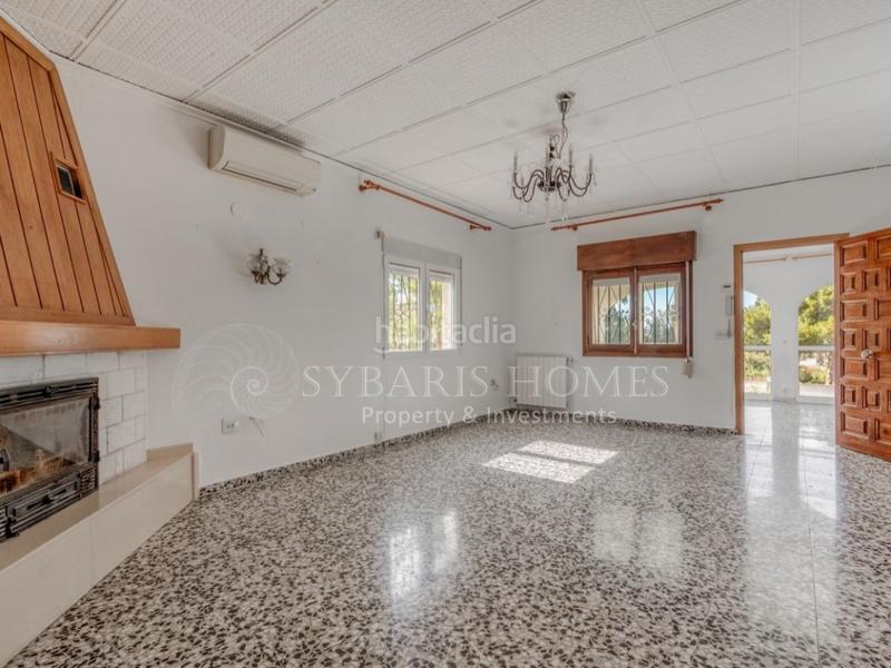 Foto 9a35833d-0ef8-4fd1-badf-10485aff1b50. Xalet amb aparcament a Las Rotas / Les Rotes Dénia