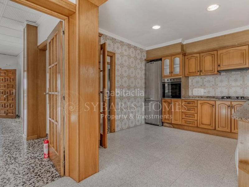 Foto b964aaa4-a6d5-451f-b386-03efceebf664. Xalet amb aparcament a Las Rotas / Les Rotes Dénia