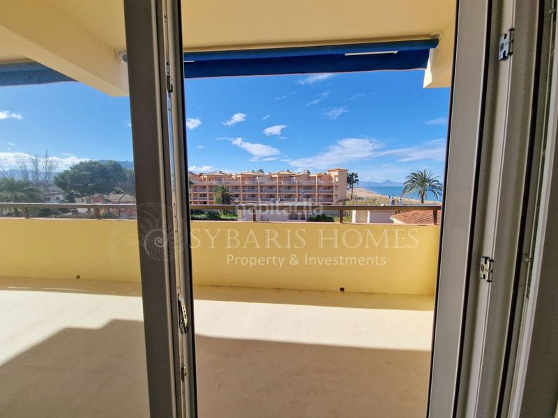 Foto 1d2db8f7-dfaa-4614-949a-c23440d80791. Apartament amb aparcament a L'Almadrava - L'Estanyó Dénia