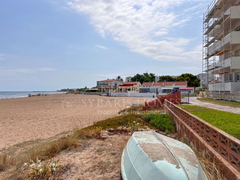 Foto 5c6b9b68-9e6c-49b2-9b1f-bf11b99ee572. Apartament amb aparcament a L'Almadrava - L'Estanyó Dénia