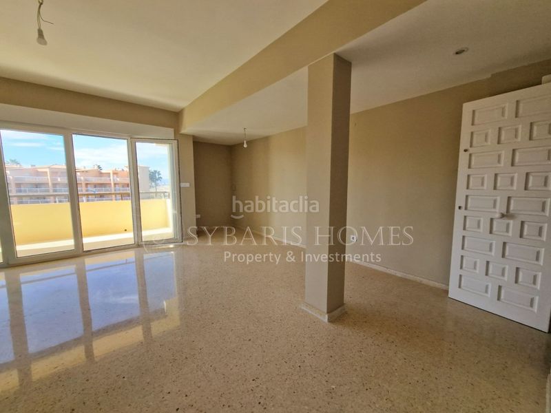 Foto d3bdef82-5a23-444a-9b24-060737f4c21d. Apartament amb aparcament a L'Almadrava - L'Estanyó Dénia