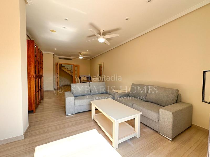 Foto 2dbc6280-6e44-4043-8087-ccd19b31f996. Àtic amb aparcament piscina a Centro Urbano Dénia