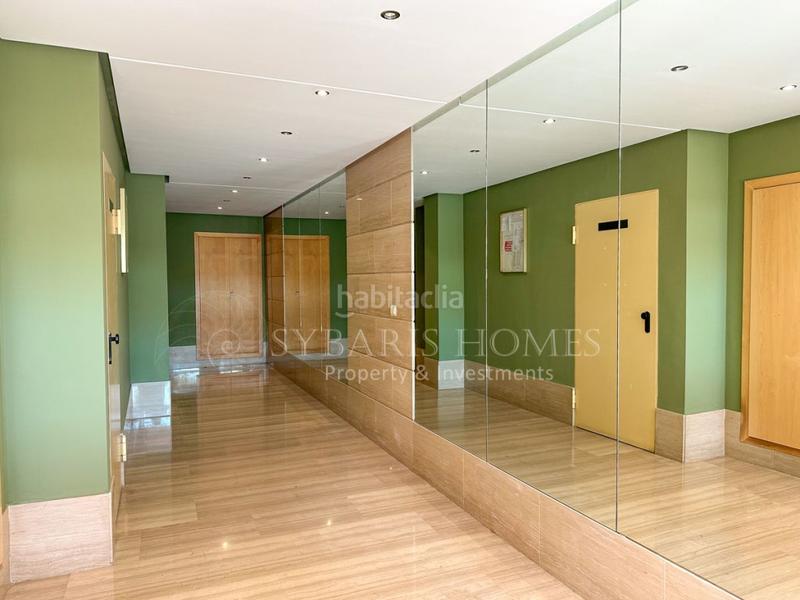 Foto 93fd1de9-6ebf-4ac5-8090-24346f895447. Àtic amb aparcament piscina a Centro Urbano Dénia