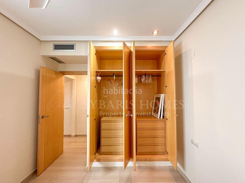 Foto d61a6b85-032a-4e32-9582-7b9acf84fb4f. Àtic amb aparcament piscina a Centro Urbano Dénia