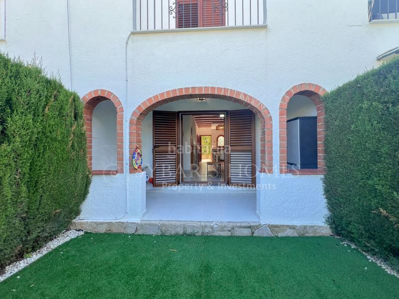 Foto 50b0be74-02e4-4f5d-b264-d9035334a571. Rent semi detached house with pool in El Montgó Dénia