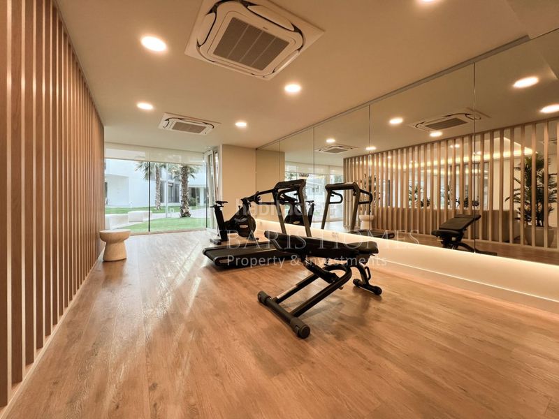 Foto be953ae6-e350-4a8b-934e-7196857d7420. Apartament amb aparcament piscina a Centro Ciudad Xàbia