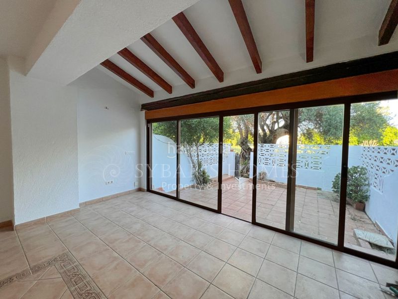 Foto 49801f9f-7761-4aad-85f9-605cc889865e. Casa adossada a Les Bovetes - La Felicidad Dénia