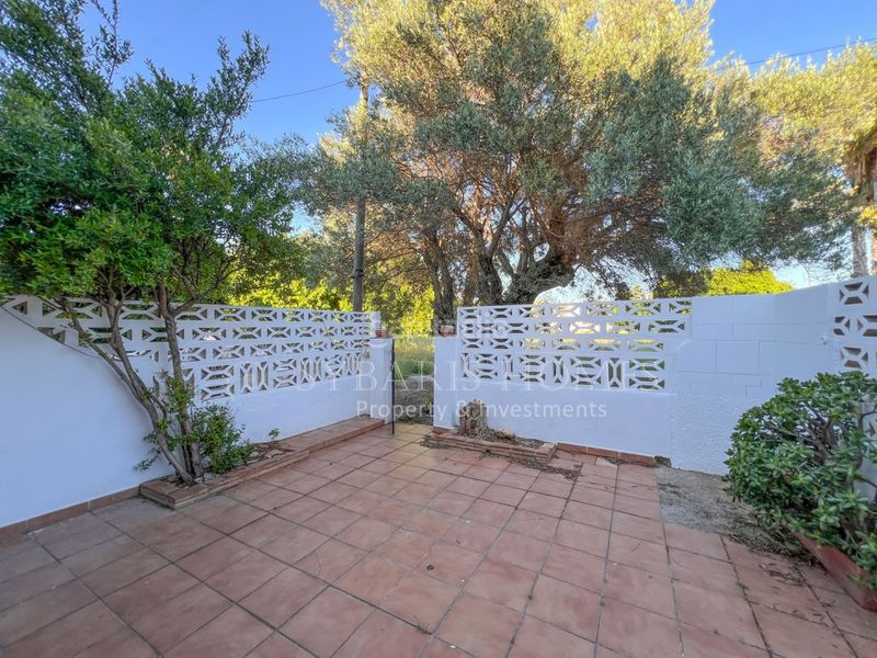 Foto b06efd98-9dba-43d1-88b3-5796e4213141. Casa adossada a Les Bovetes - La Felicidad Dénia