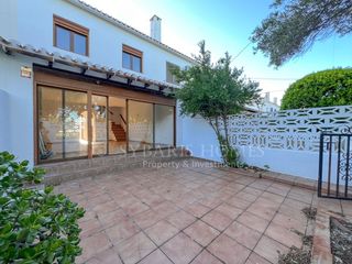 Casa adossada a Calle Agro