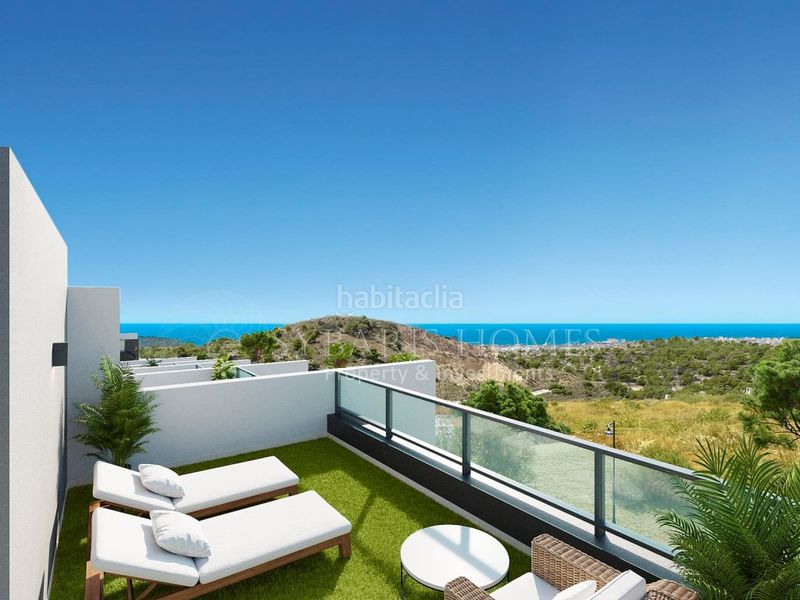 Foto f7a705ce-80fe-4658-ac53-aca14a9eaf91. Casa amb aparcament piscina a Urbanizaciones Benidorm