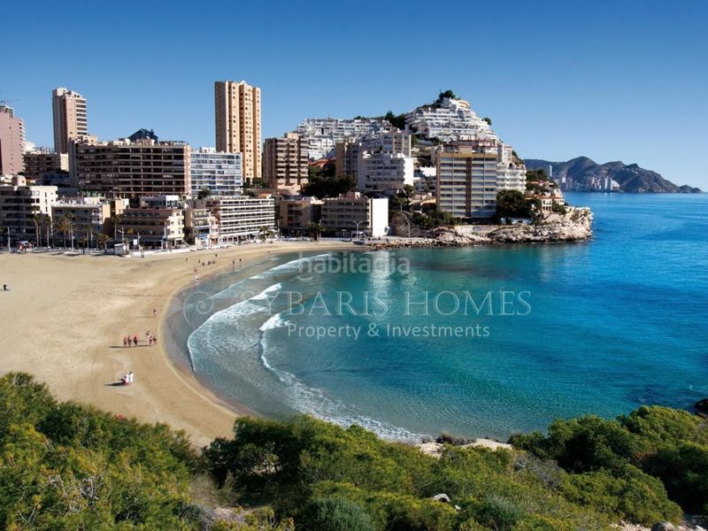 Foto ce172644-23c1-4e6f-8d14-8bfdc5bdca8e. Casa amb aparcament piscina a Juzgados - Plaza de Toros Benidorm