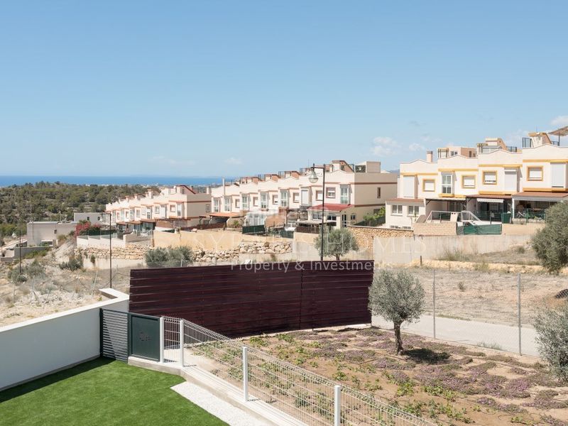 Foto e7b50929-da03-4885-8ffc-3ffb6f23d28a. Casa amb aparcament piscina a Juzgados - Plaza de Toros Benidorm