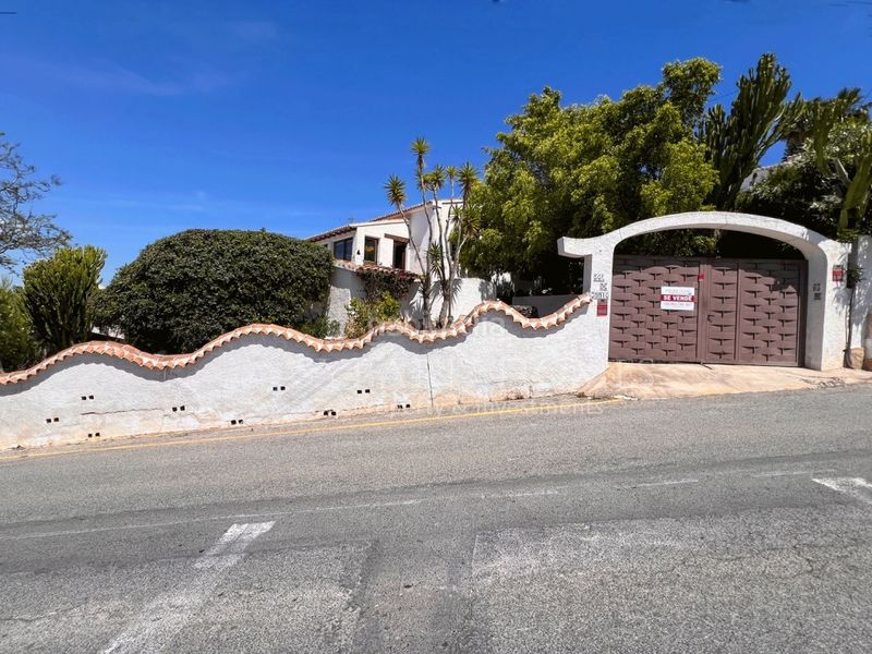 Foto 0428255c-539f-409d-a64b-fdccb9812446. Chalet  de 4 dormitorios totalmente privado en Poble Nou de Benitatxell (el)