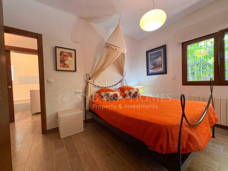 Foto a4e3f011-2a71-47aa-b54e-d2761160b862. Chalet  de 4 dormitorios totalmente privado en Poble Nou de Benitatxell (el)