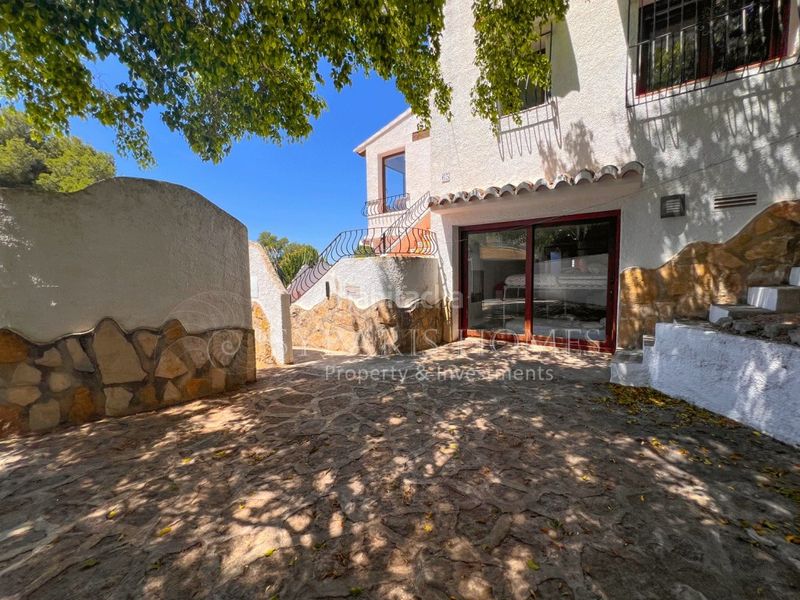 Foto c509b391-b811-4ffe-be49-049fb0a1fdb8. Chalet  de 4 dormitorios totalmente privado en Poble Nou de Benitatxell (el)