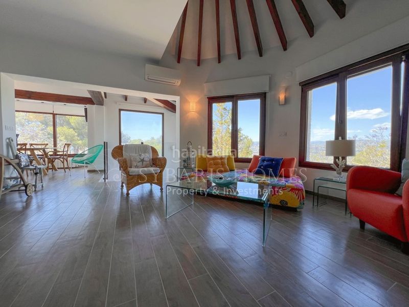 Foto e7415d17-0065-4346-9c10-cfdc3b956515. Chalet  de 4 dormitorios totalmente privado en Poble Nou de Benitatxell (el)