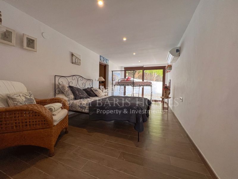 Foto e7d0eb67-a37f-4414-b869-b4be9685b7df. Chalet  de 4 dormitorios totalmente privado en Poble Nou de Benitatxell (el)