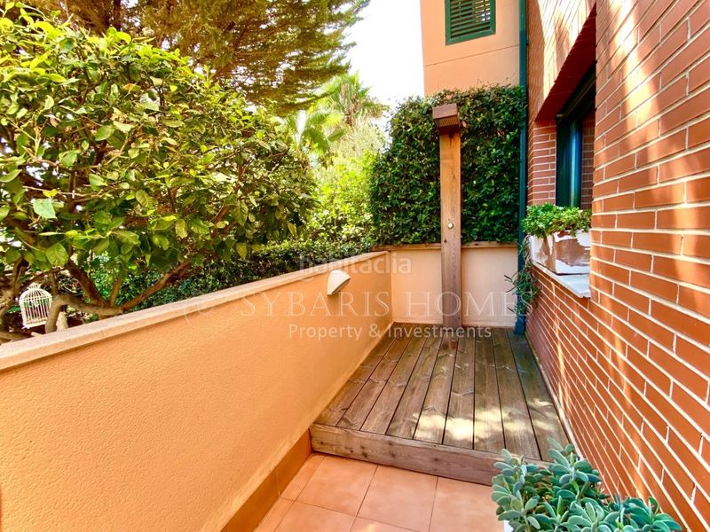 Foto 6cd3f5bf-4722-45a6-ac33-52d165d922f8. Apartament amb aparcament piscina a El Puerto Dénia