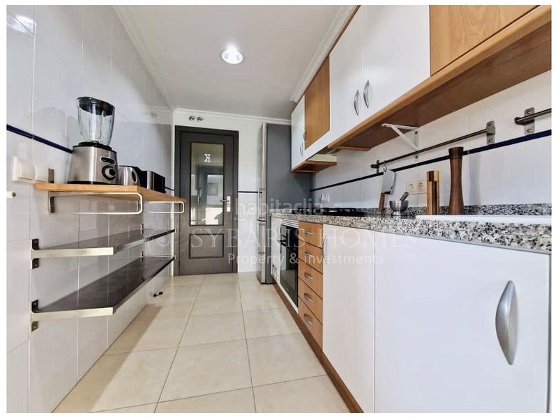 Foto 9c5bb5d5-ea22-47b2-b901-42d93adb9cab. Apartament amb aparcament piscina a El Puerto Dénia