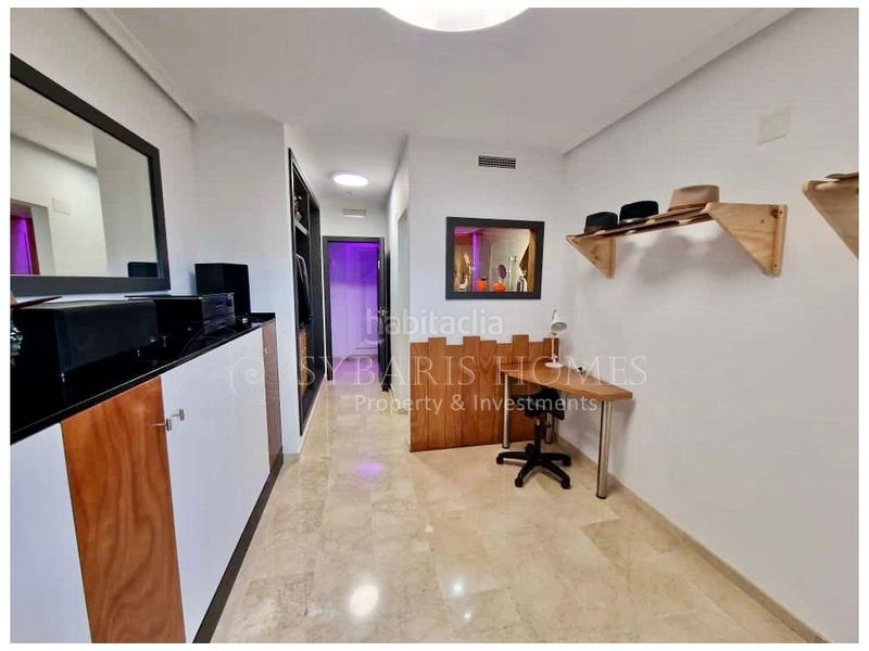 Foto b0a3006f-cbb8-4e9a-b0f6-fb174eb7313e. Apartament amb aparcament piscina a El Puerto Dénia