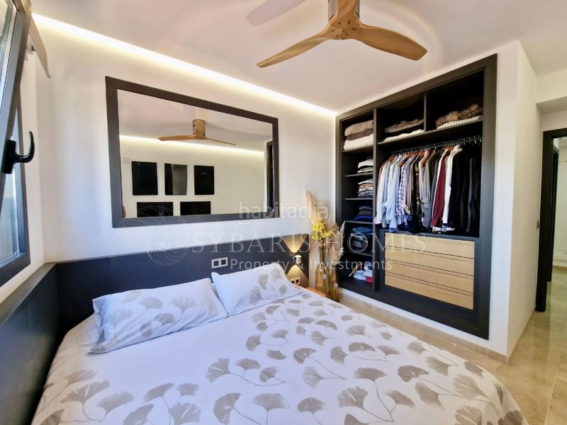 Foto b30e8c3a-e22e-4ca2-9291-3e318dfff7f0. Apartament amb aparcament piscina a El Puerto Dénia