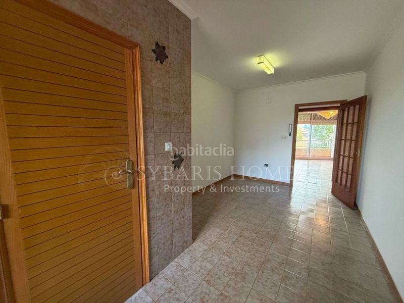 Foto 19d32474-013f-4a02-a2a8-ed2a18414192. Edifici a Verger (el)