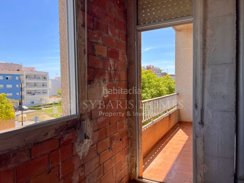 Foto 48fba335-4e18-453a-9508-e138c18531f9. Edifici a Verger (el)