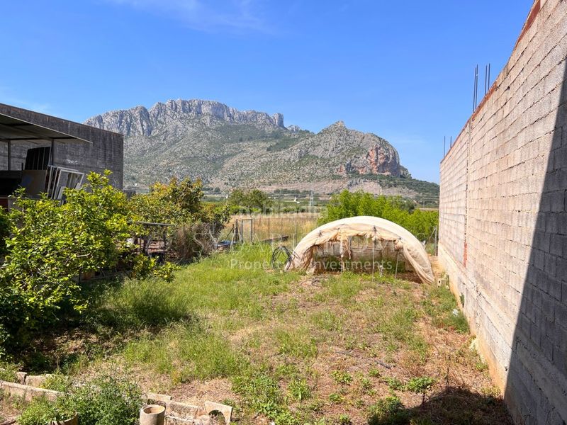 Foto b3707134-d05c-41ce-b17b-b18ab5f6c0ea. Edifici a Verger (el)