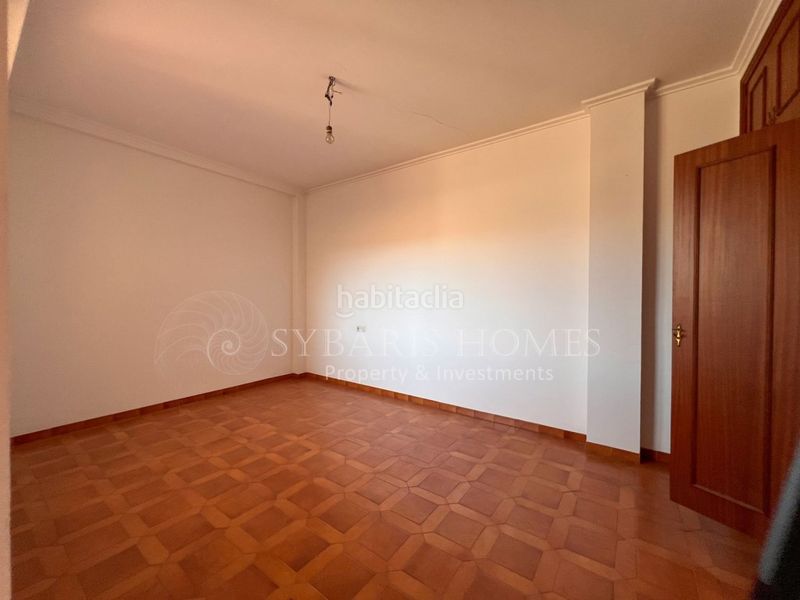 Foto efd147c9-60a5-4bc3-8e1d-5a6c5f73dda5. Edifici a Verger (el)