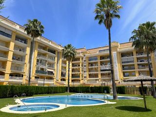 Apartament  Paseo per.ricardo ortega. Apartamento de 3 dormitorios con terraza, piscina y garage en de