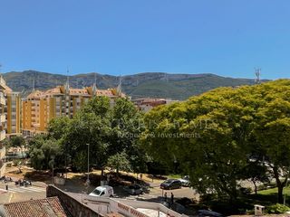 Apartamento  Calle calp. Apartamento de 1 dormitorio con vistas al montgo y a 10 minutos