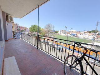 Apartament  Calle sagunt. Apartamento de 4 dormitorios a pasos del centro