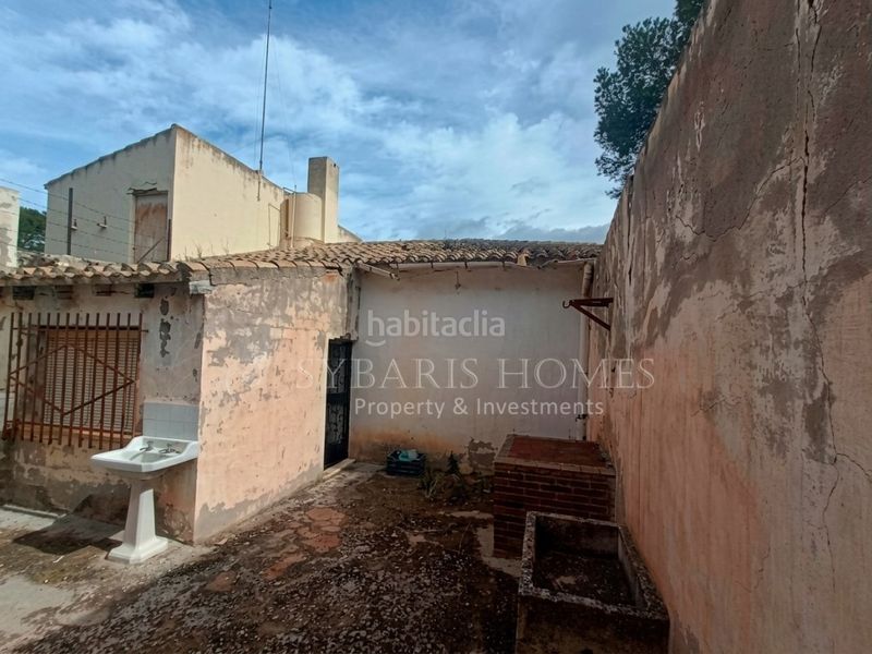 Foto 4562be70-bfc3-4d6a-a46c-48a6a2ba82c3. Masia amb aparcament a Monòver