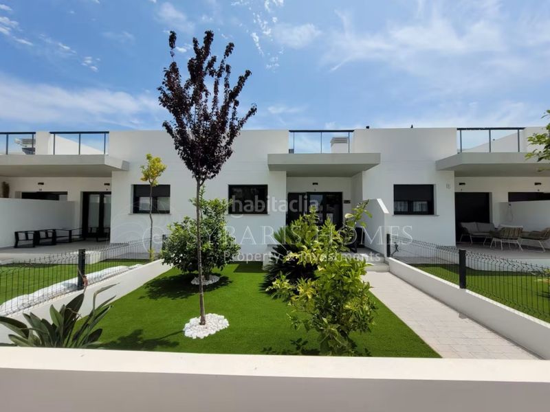 Foto cb82e067-9124-4986-8ef0-8f37536e4e8b. Casa adossada amb aparcament piscina a Verger (el)