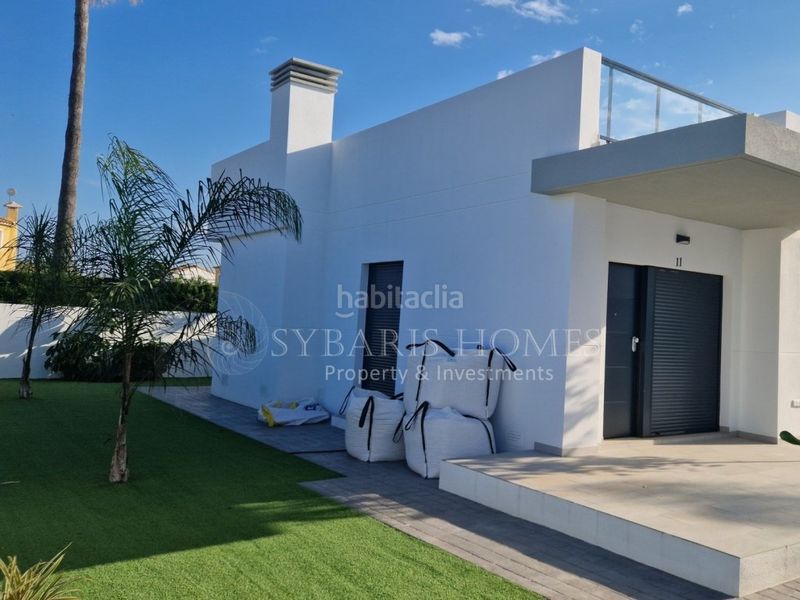 Foto fdfad1dd-c531-46d1-b828-a2d802efb338. Casa adossada amb aparcament piscina a Verger (el)