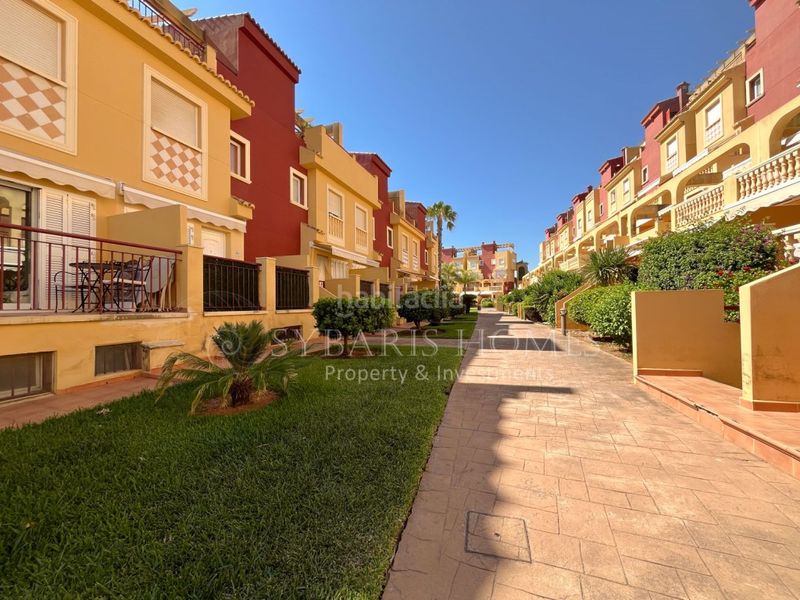 Foto 8f31eeca-ac55-4c24-92e3-ab86fbf9cd66. Casa adossada a L'Almadrava - L'Estanyó Dénia