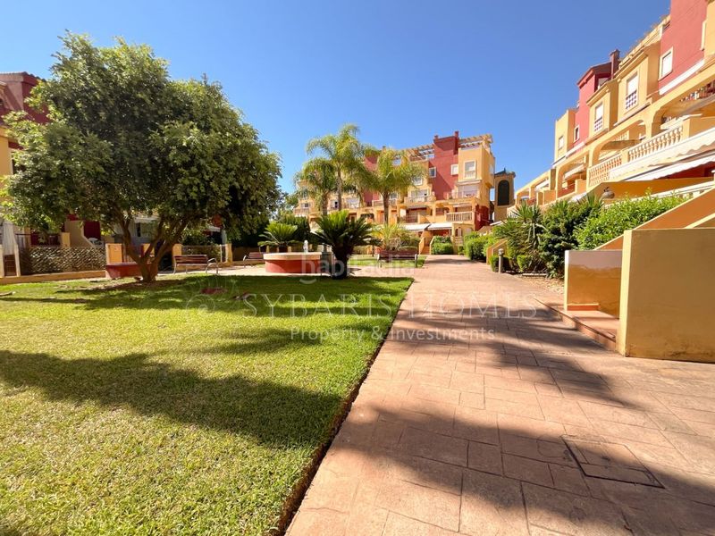 Foto ec819c36-a741-4fa8-b1ad-0ae64495a98e. Casa adossada a L'Almadrava - L'Estanyó Dénia