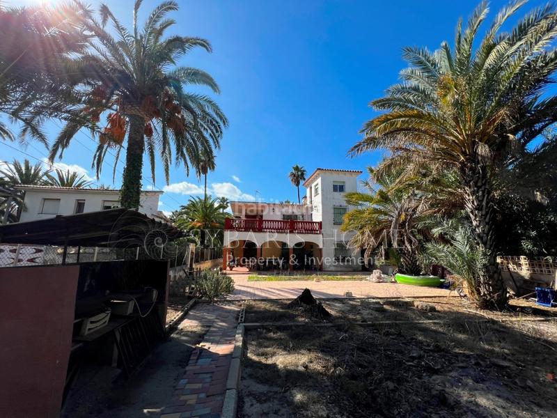 Foto 58c237f4-a125-4a37-869b-755a0d2b1837. Chalet in Les Bassetes - El Marjal Dénia