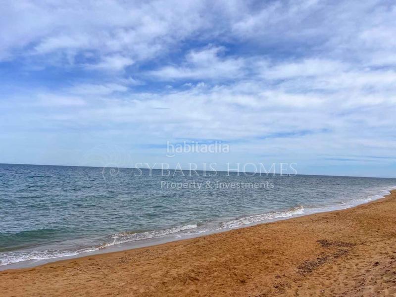 Foto dbc7244f-cf5f-4fb9-8945-e29a6b409d25. Apartamento  de diseño exclusivo en primera linea en denia en Dénia